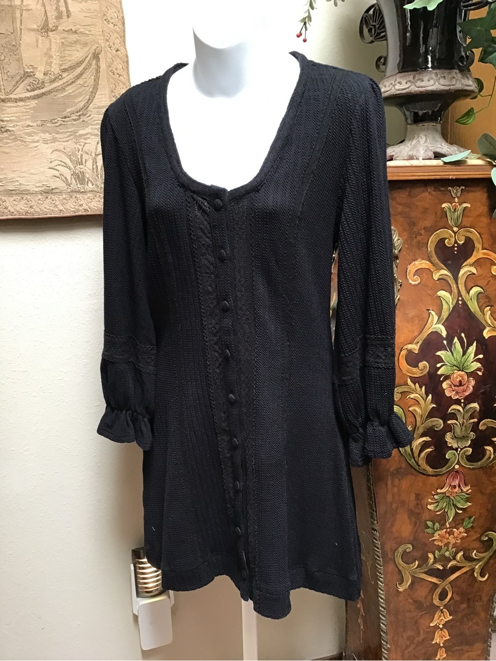 Women's Black Long-Sleeve Button-Front Knit Dress
